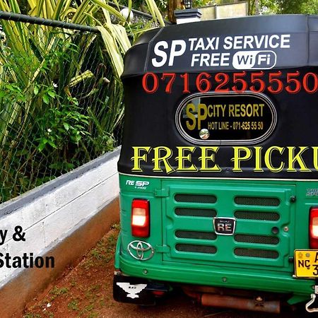S P City Resort Anuradhapura Exterior foto