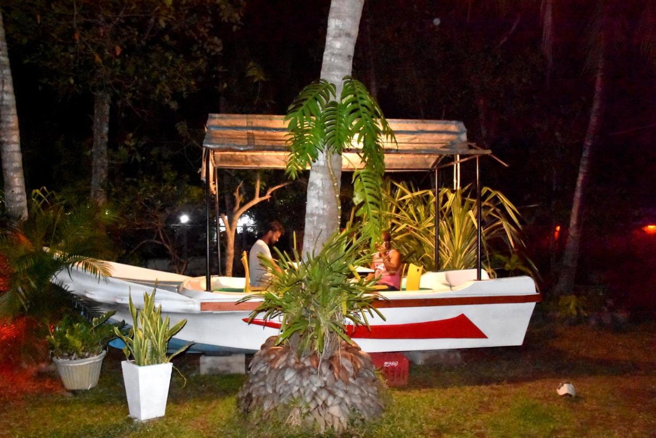 S P City Resort Anuradhapura Exterior foto